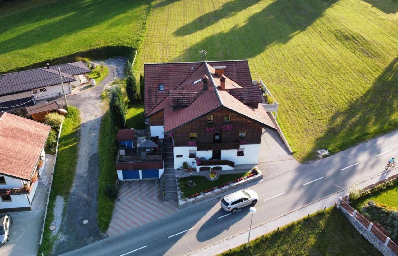 Ferienwohnung Neuheim Niederau Esterno foto